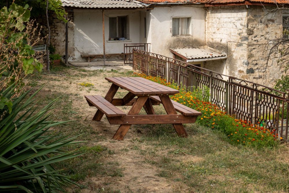 Градинска Пейка Ръчна Изработка Масив Бор 350 Евро