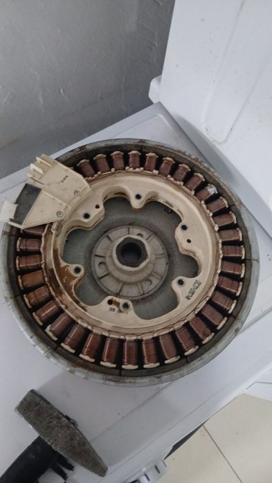 Ремонт стиральных машин и Холодильников