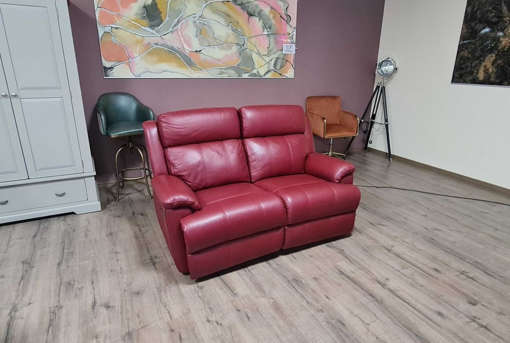 Червен кожен диван двойка с електрически релаксиращ механизъм