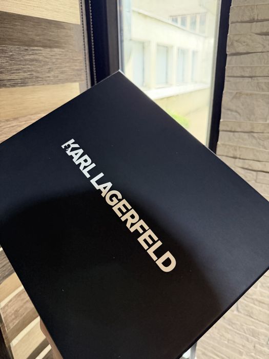 Karl Lagerfeld сникърси