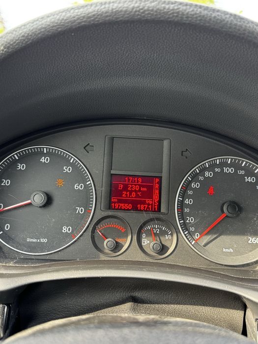 Golf 5 modelul R-line