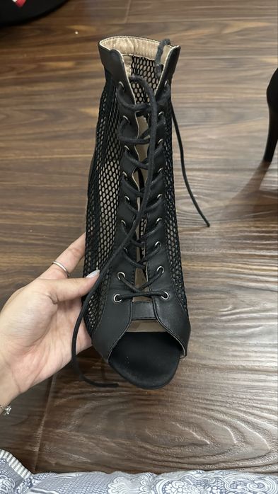 Продаются Хилсы 37 размер