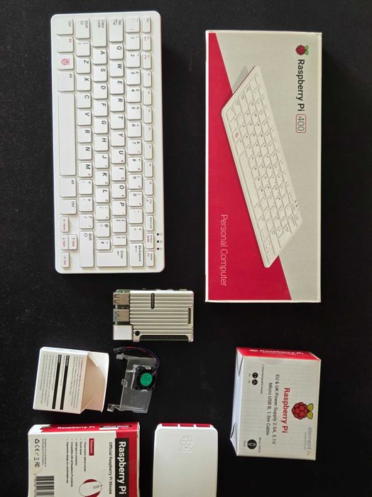 Rapberry Pi SET: 400 si RBP 4 cu 4gram plus periferice