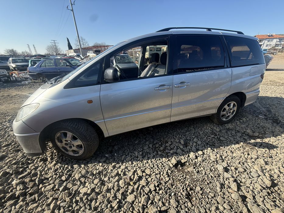 Тойота превиа  2.0Д  115 кс  2003 г на части