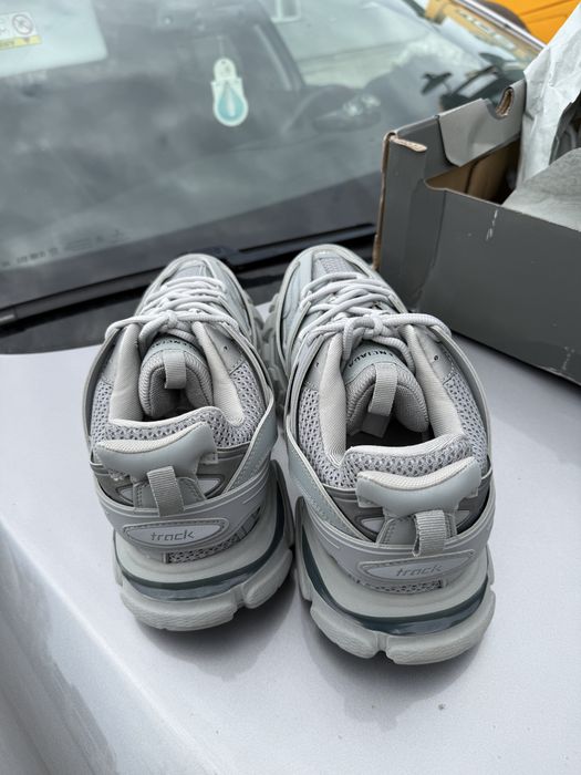 Balenciaga Track