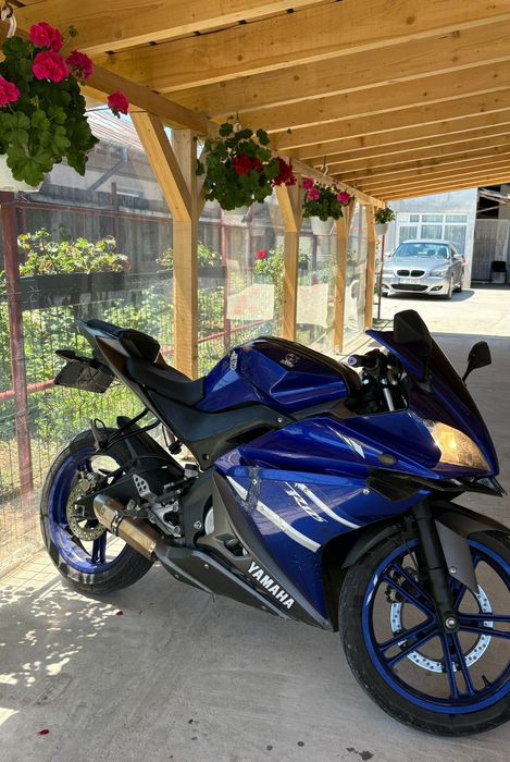Vând Yamaha yzf r125