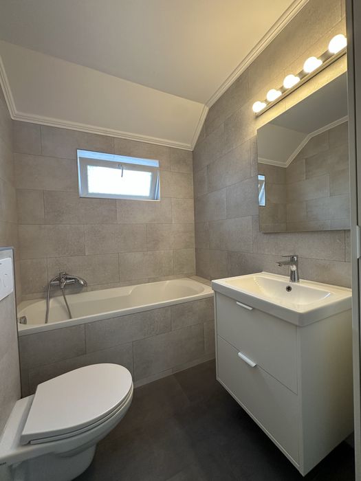 Apartament 2 camere decomandat de inchiriat Cartier Alma