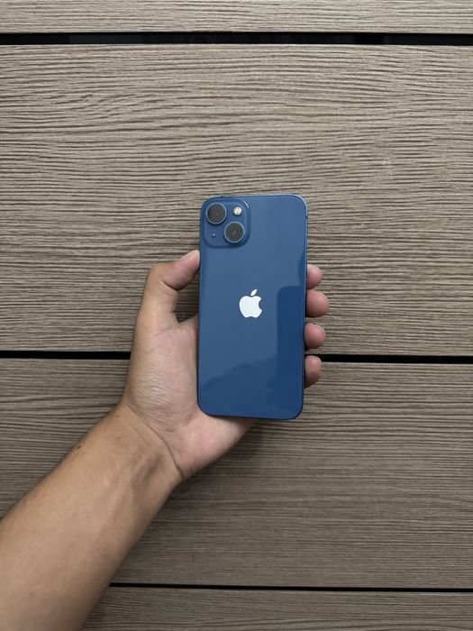 Айфон 13 с коробкой