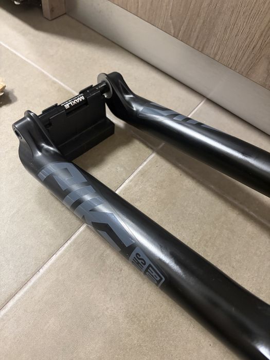 Furca Enduro/Trail RockShox Pike Ultimate 29 cursa 140mm Charger RCT3.