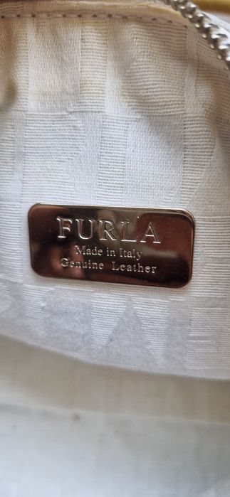 Жълта чанта Furla