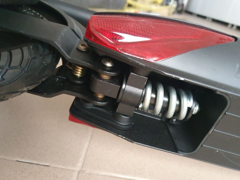 Trotineta electrica ETWOW Booster S2 - noua