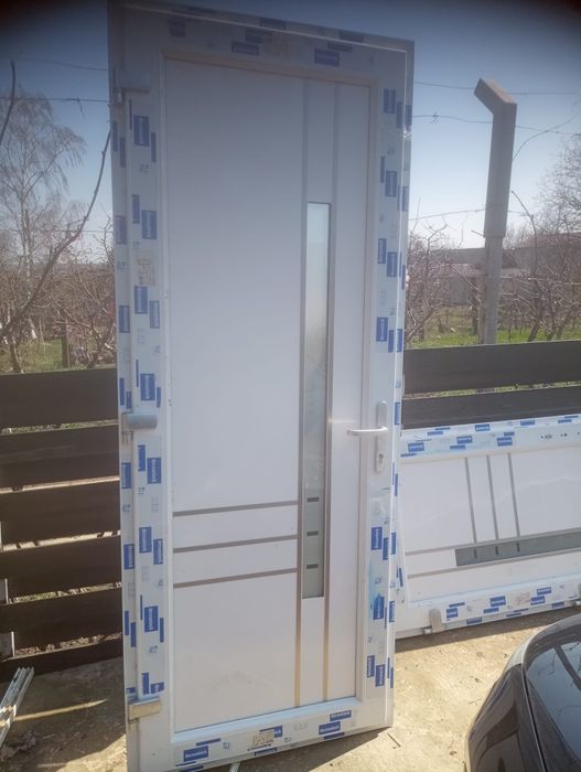 Uși termopan de exterior