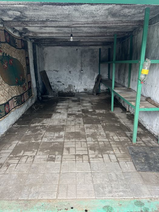 Гараж отличное состояние сухой