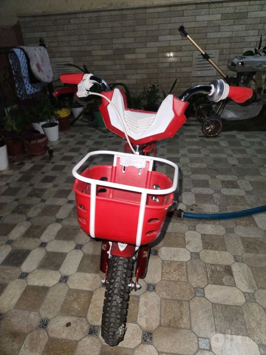 Velosiped detskiy