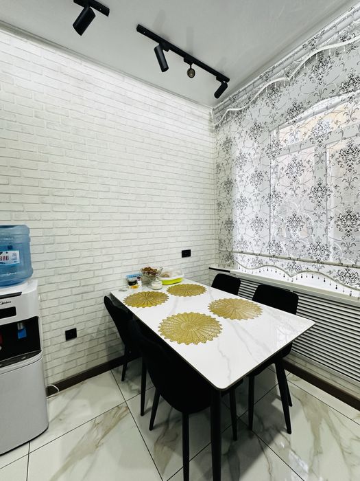 3-комнатная квартира в центре в идеальном состояние