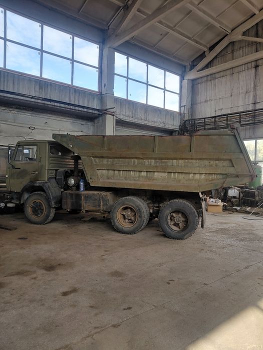 Продам камаз 5511, рама целая, кпп с делителем.  Торг