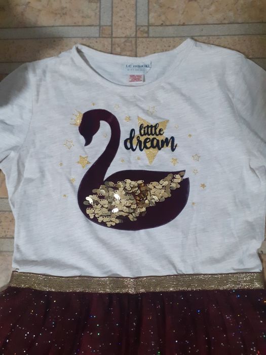 Платье на девочку 10 11 лет