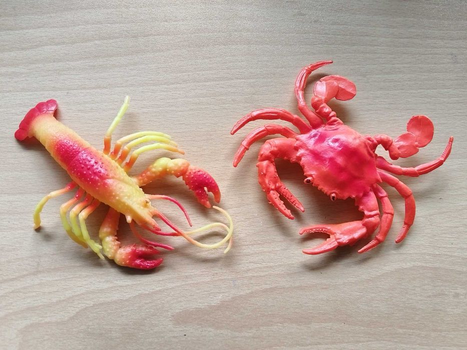 Запазени детски играчки плюшени и пластмасови