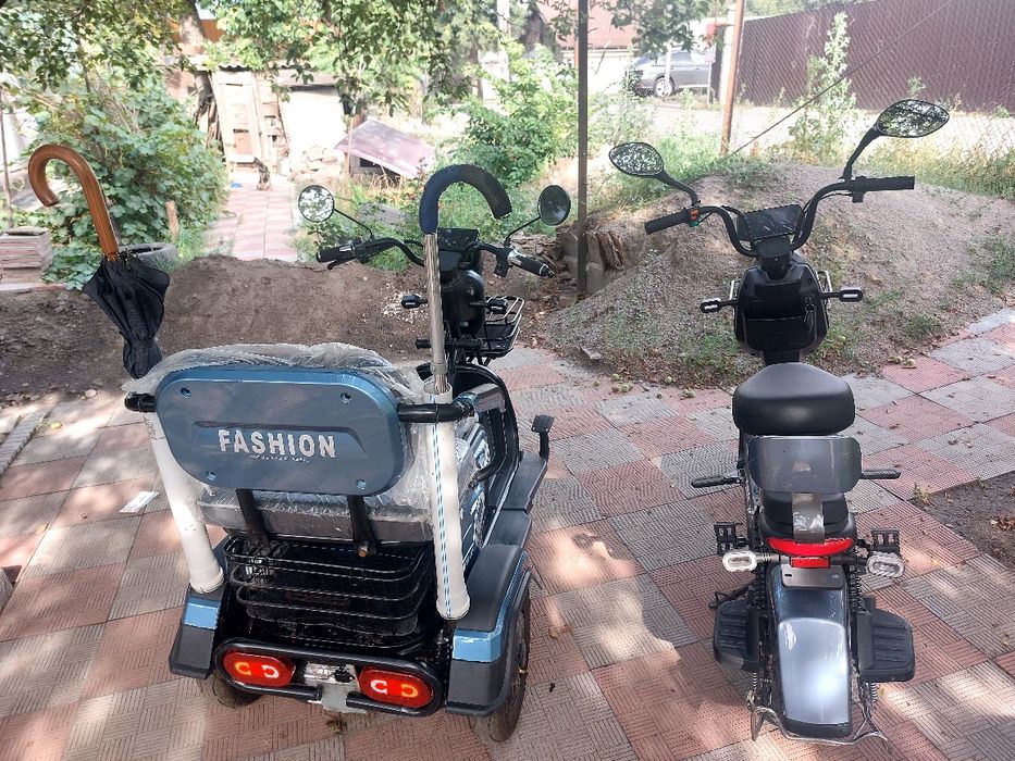 Трехколесный электровелосипед