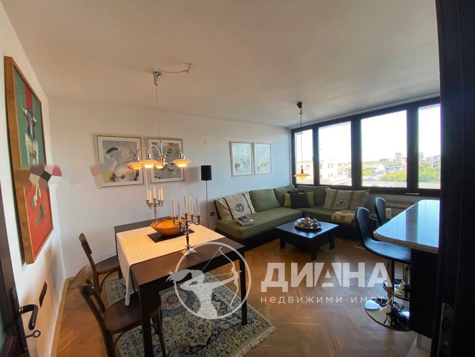 Продава се Тристаен апартамент в Пловдив, Център - 90 кв.м за 2767 €/кв.м - Снимка #1