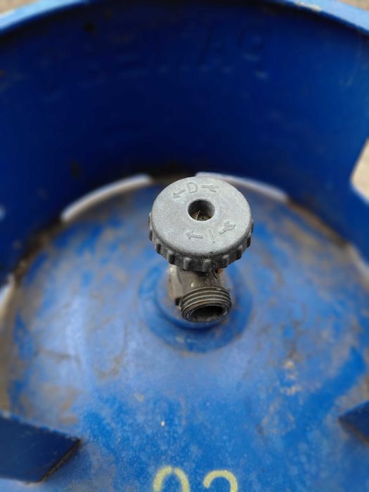 DOUĂ Butelii Goale de Gaz - Stas - de 11 kg