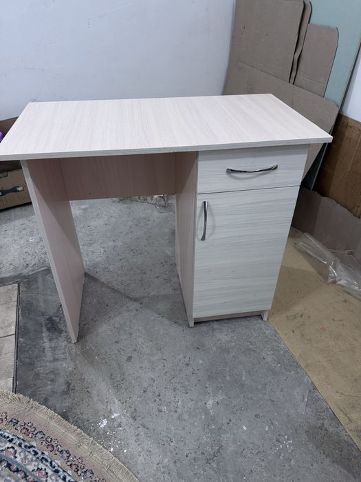 Продам стол в отличном состоянии