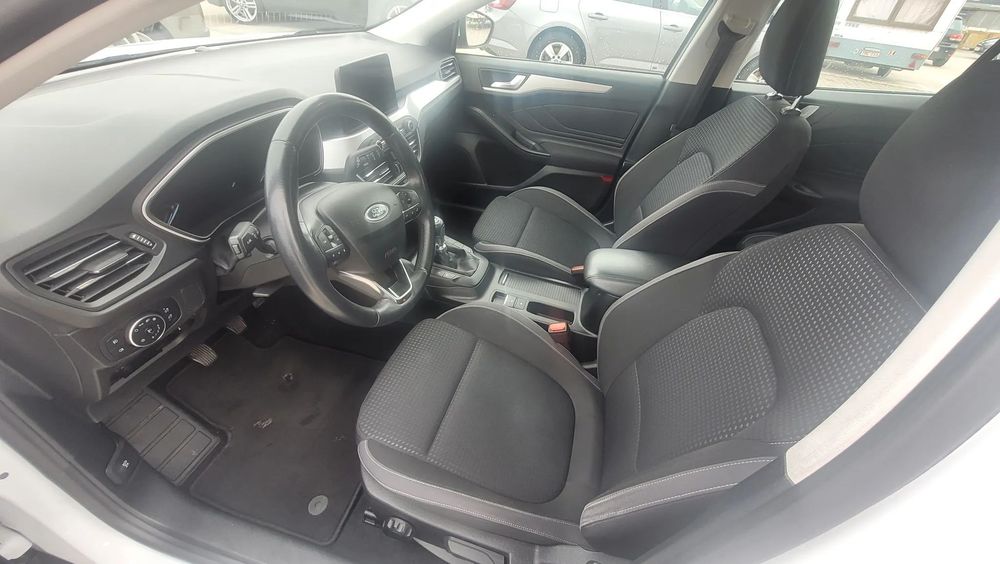 Ford Focus 2019 diesel, 4.309 € — imagine 4