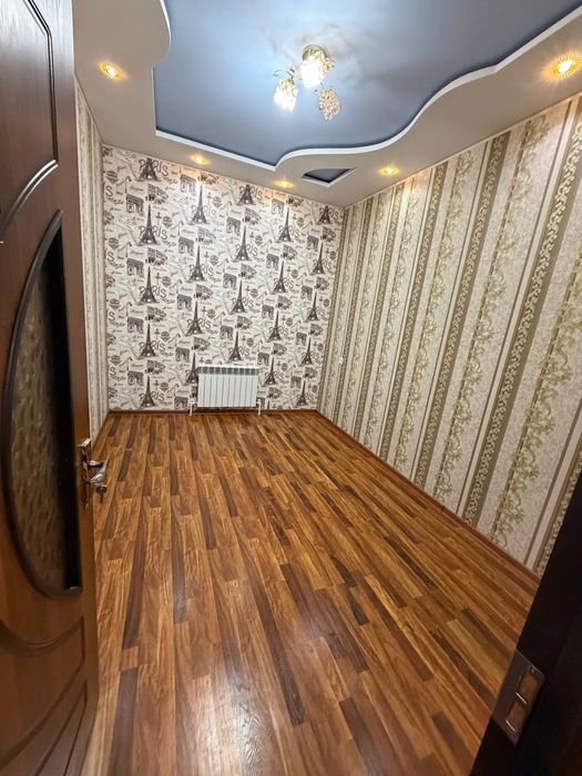 Dom 3 xonalik zafaron restarani roparasi 2 etaj