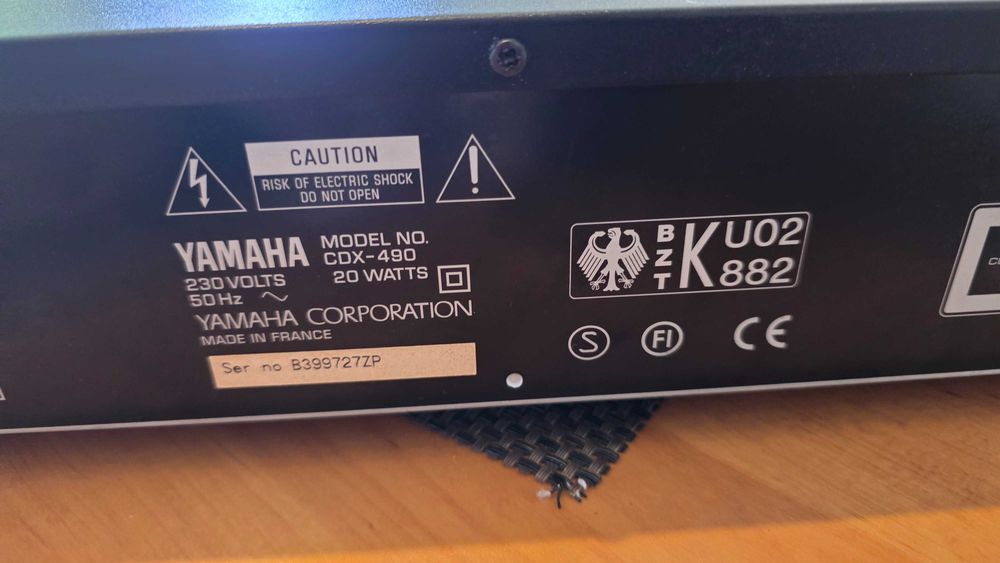 CDPlayer Yamaha CDX-490