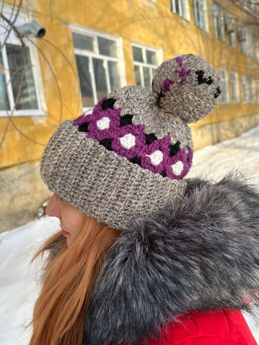 Продам шапочки Handmade