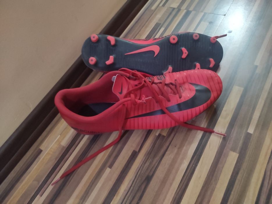 Ghete fotbal  nike/fila /adidas,mărimea 40/41/45