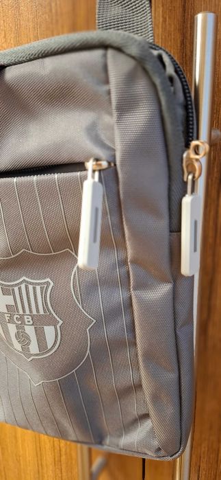 Чантичка през рамо Барселона