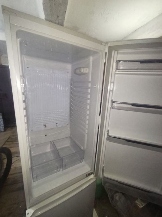 Халодилник артел срочно продается
