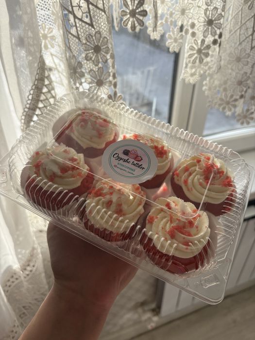 Пироги, торты, чайные на заказ