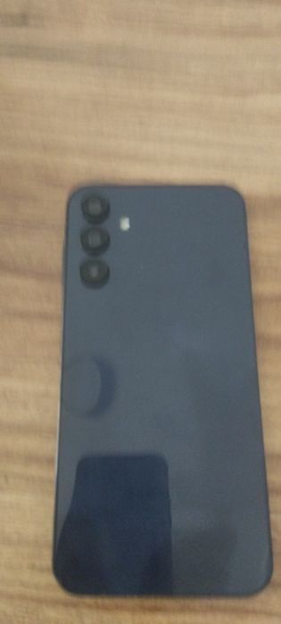 Samsung 15 телефон ЯНГИ срочно сотилади кимга керак бўлса