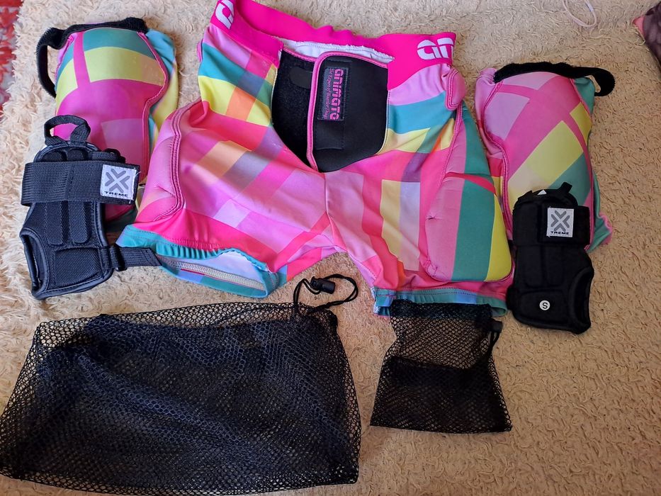 Срочно продам защитный костюм