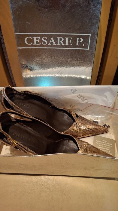 Cesare Paciotti   дамски обувки на ток