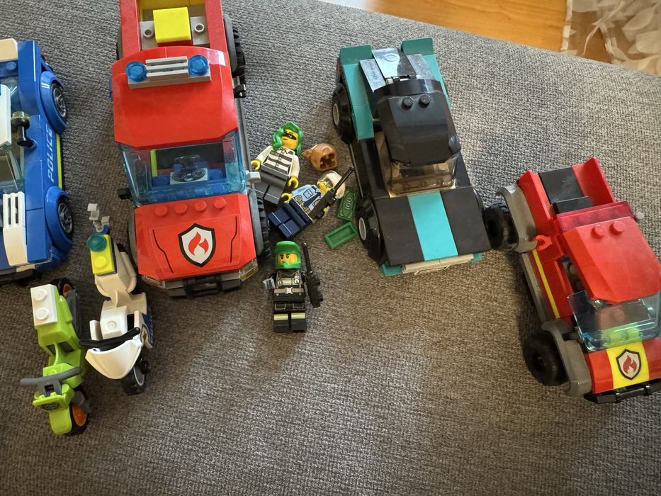 Lego mașinute/motociclete