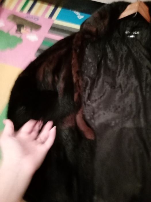 Продам шубу норковую