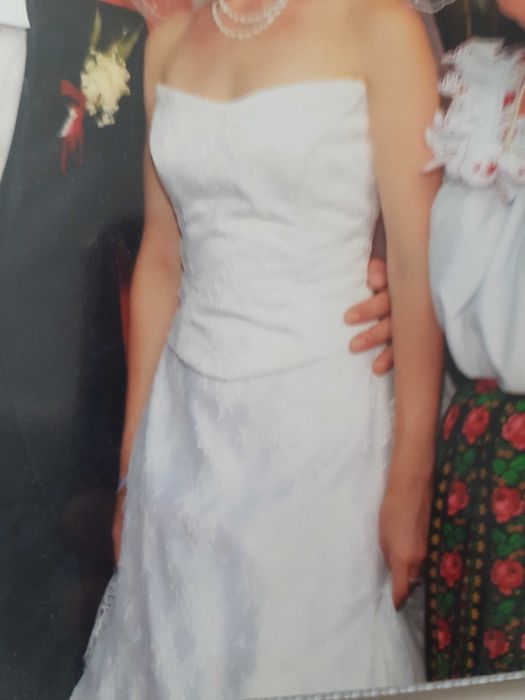 Rochie mireasa din dantela