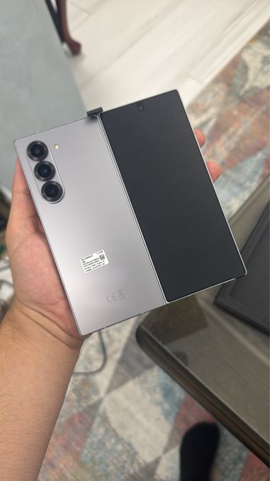 Samsung Galaxy Z Fold 6