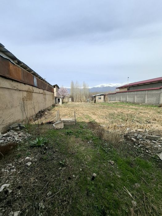 Продаётся...Земля с хорошей локацией в газалкенте 8 соток