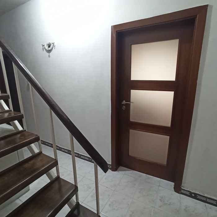 Дава се под наем Четиристаен апартамент в Казанлък - 125 кв.м за 331.5 € - Снимка #11