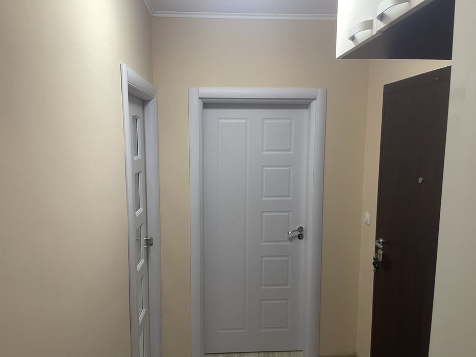 Дава се под наем Тристаен апартамент в София, Дружба 2 - 82 кв.м за 800 € - Снимка #9