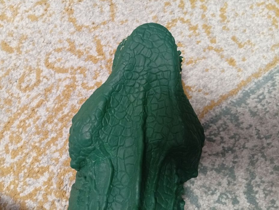 Ръкавичка крокодил