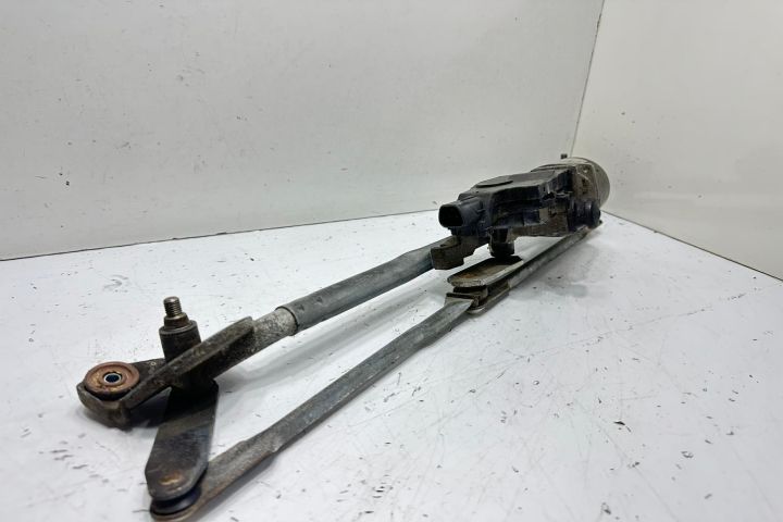 Ansamblu stergator parbriz cu motoras 8511005050 Toyota Avensis a 2-a