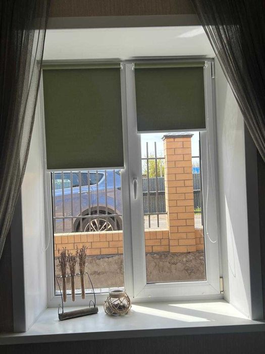 Продаю ролл шторы