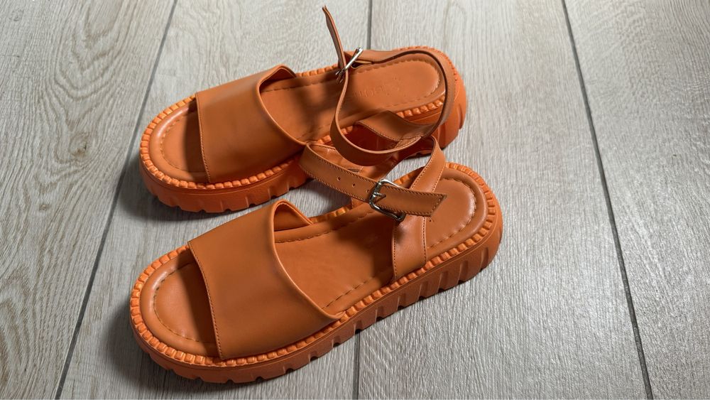 Продам женские сандали, Турция