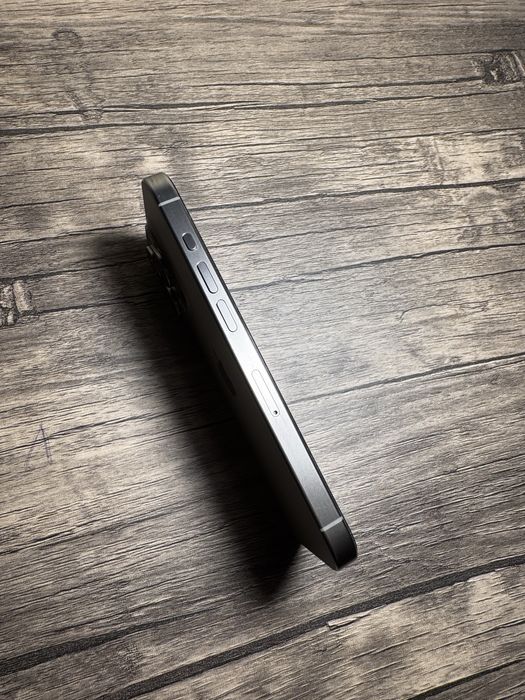 iPhone 15 Pro 128GB Natural Titanium • Като Нов • Без Забележки