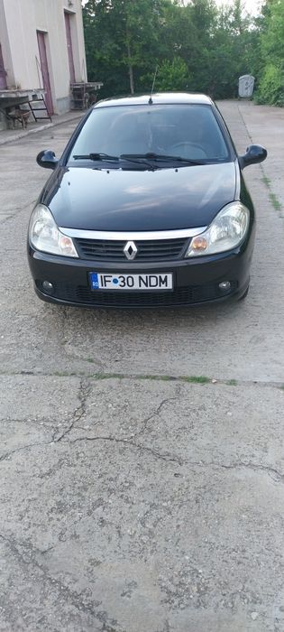 RENAULT Symbol 2011